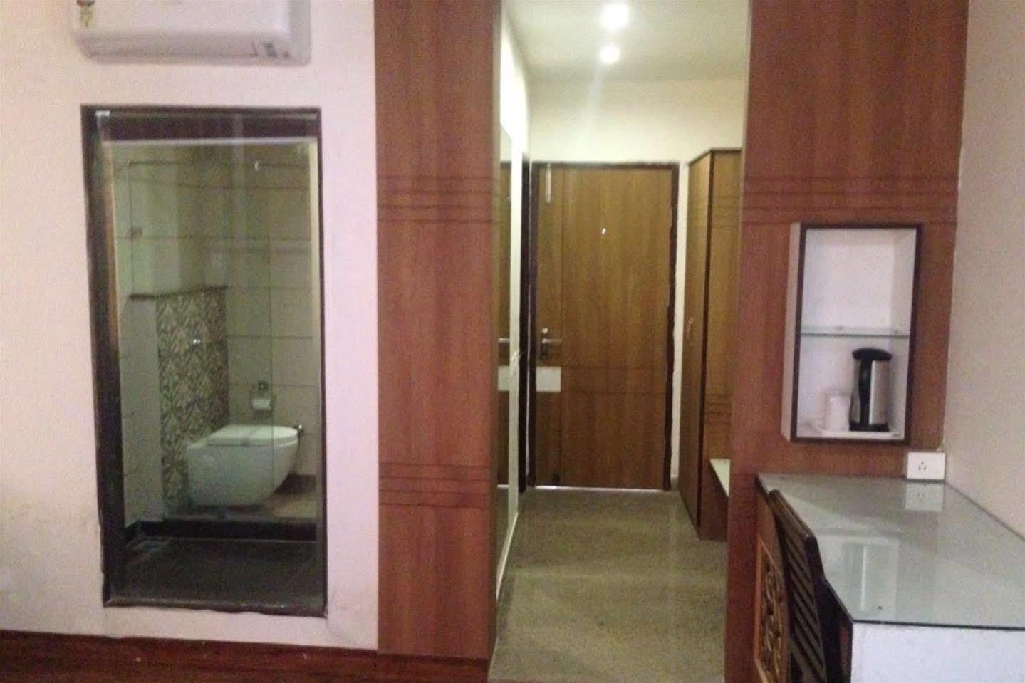 Hotel Classic Residency Kālka Екстериор снимка
